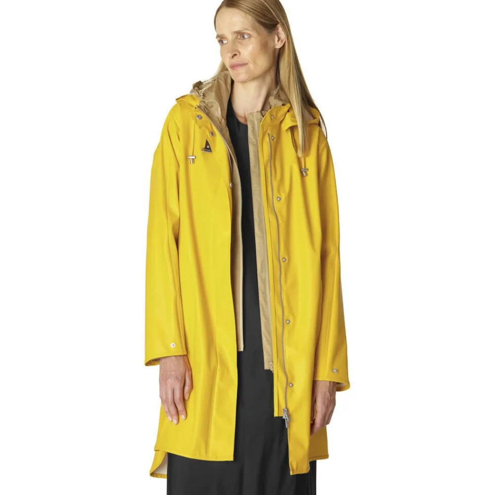 10 RAIN71>ILSE JACOBSEN New