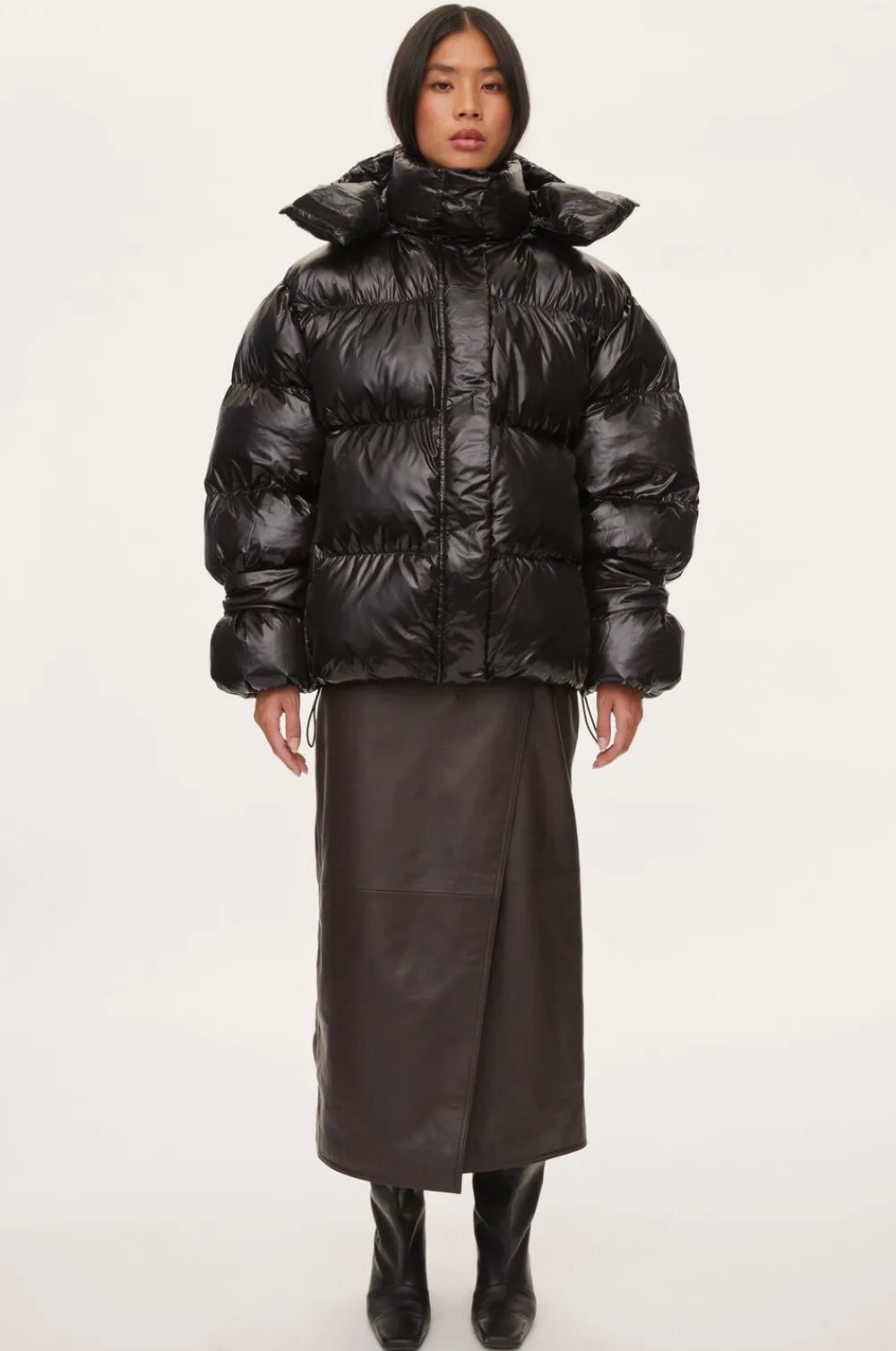 Oval Square Active Hood Jacket Black Outlet