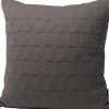 Fritz Hansen AJ Cushion Trapez