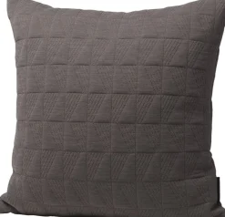 Fritz Hansen AJ Cushion Trapez