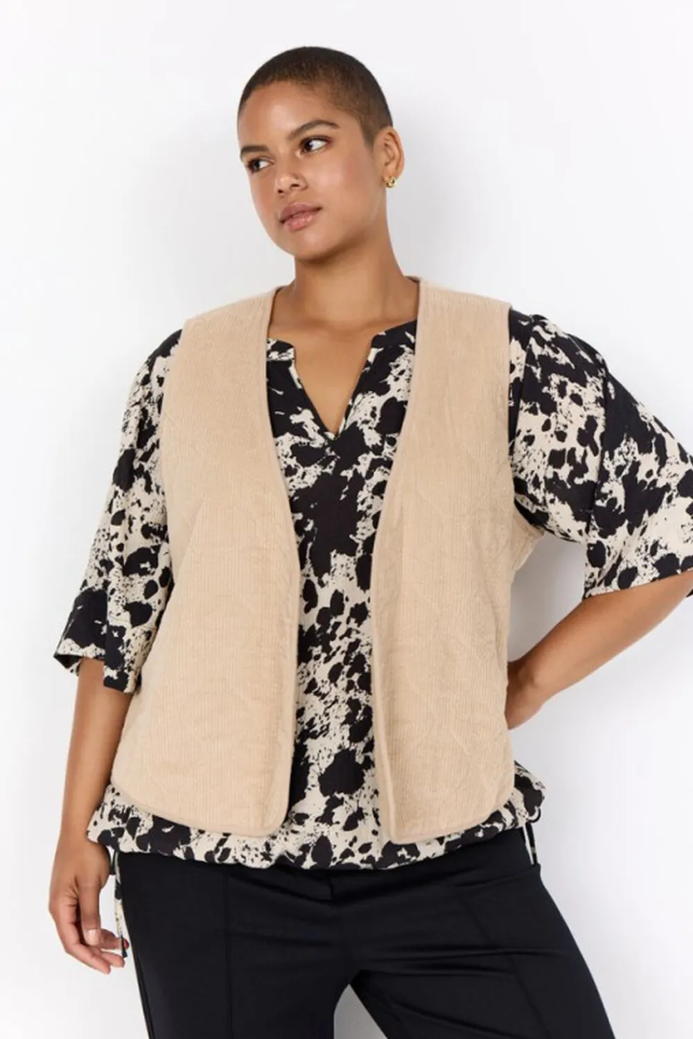 Wasabiconcept Curvy WA-NADIN 1 Vest Sand 8008 sand