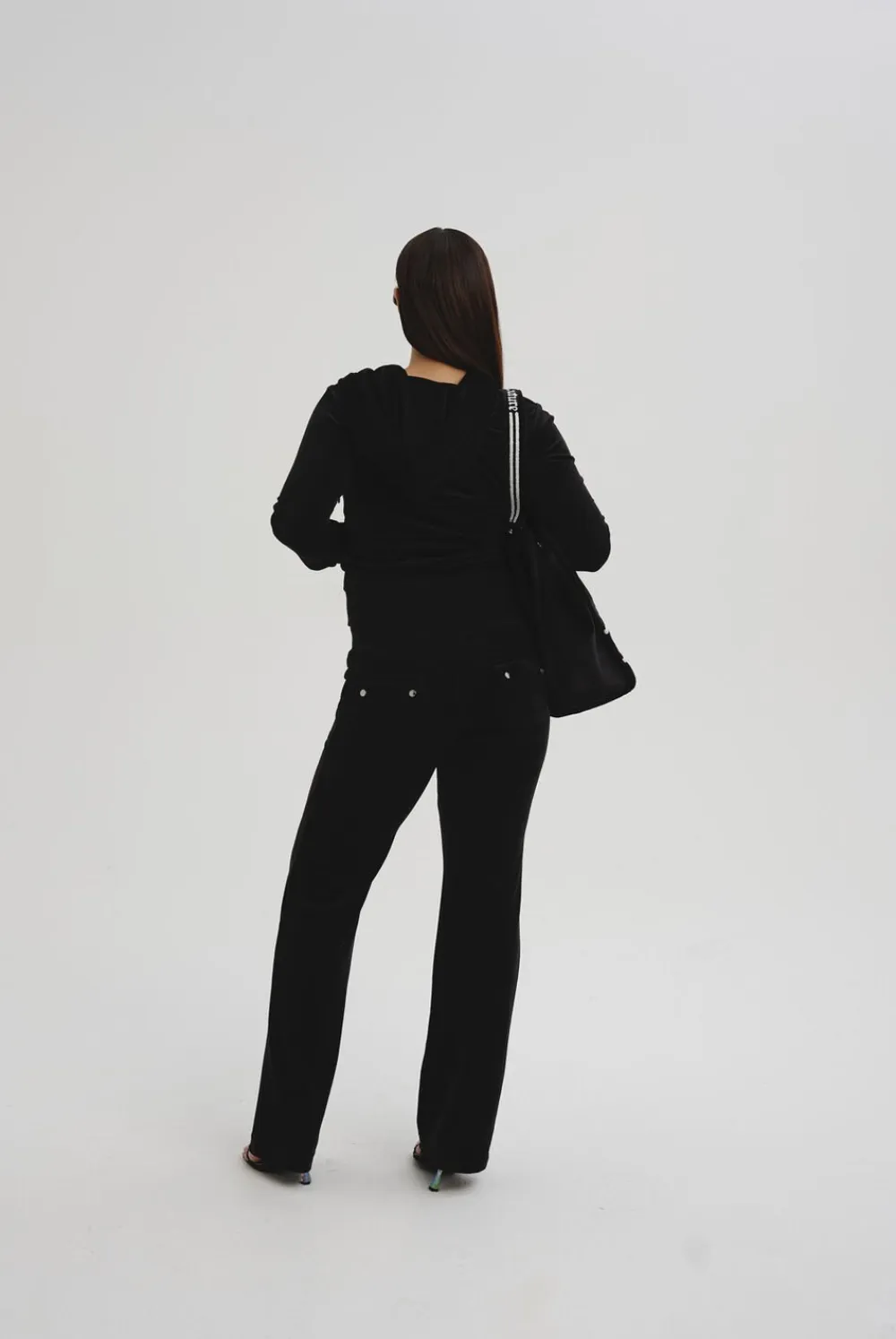 Juicy Couture Del Ray Classic Velour Pant Pocket Design Black New
