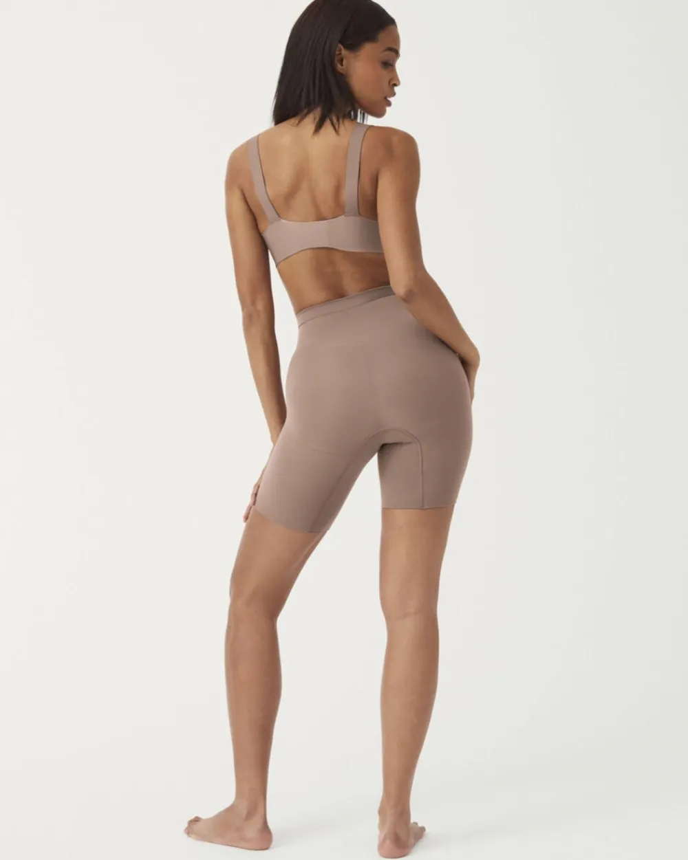 EVERYDAY SHAPING EVERYDAY SHAPING SHORT>Spanx