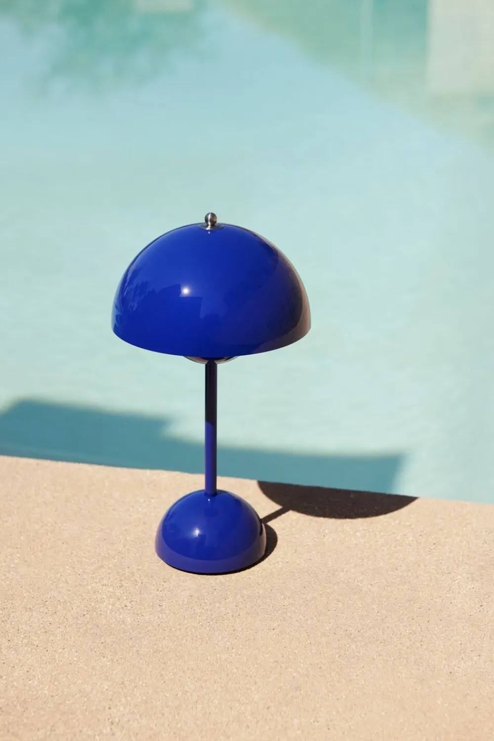 &Tradition Flowerpot Portable Lamp VP9, , Magnetic Charger Cobalt blue Best