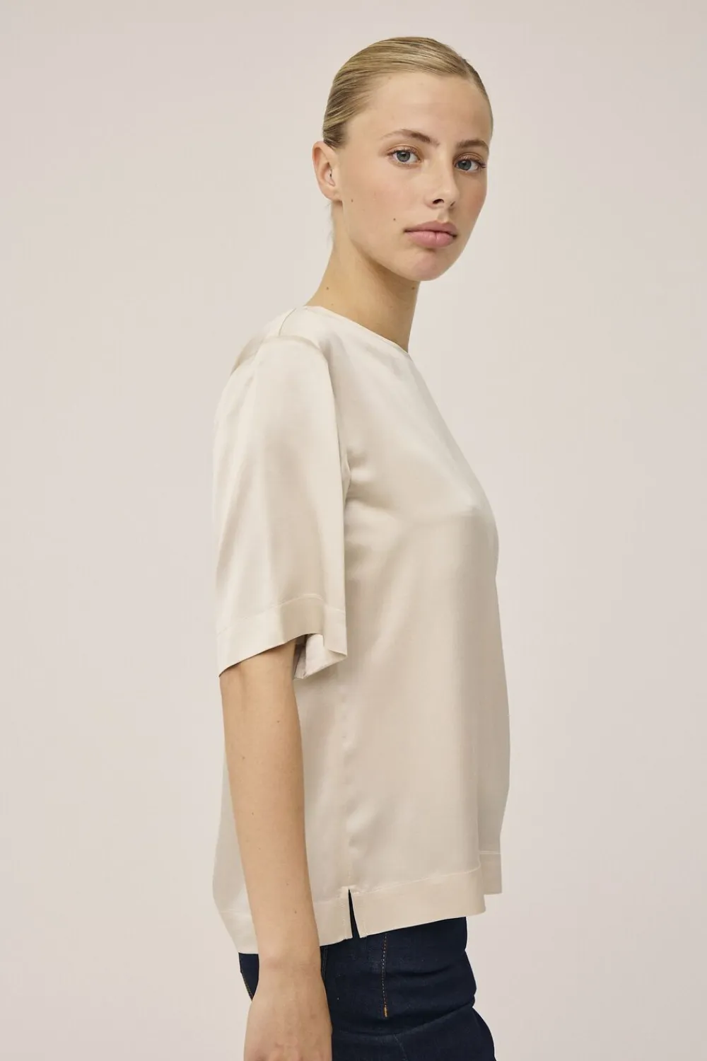 Gia 2 Kortærmede bluse - 100% silke>Magasin du Nord Collection New