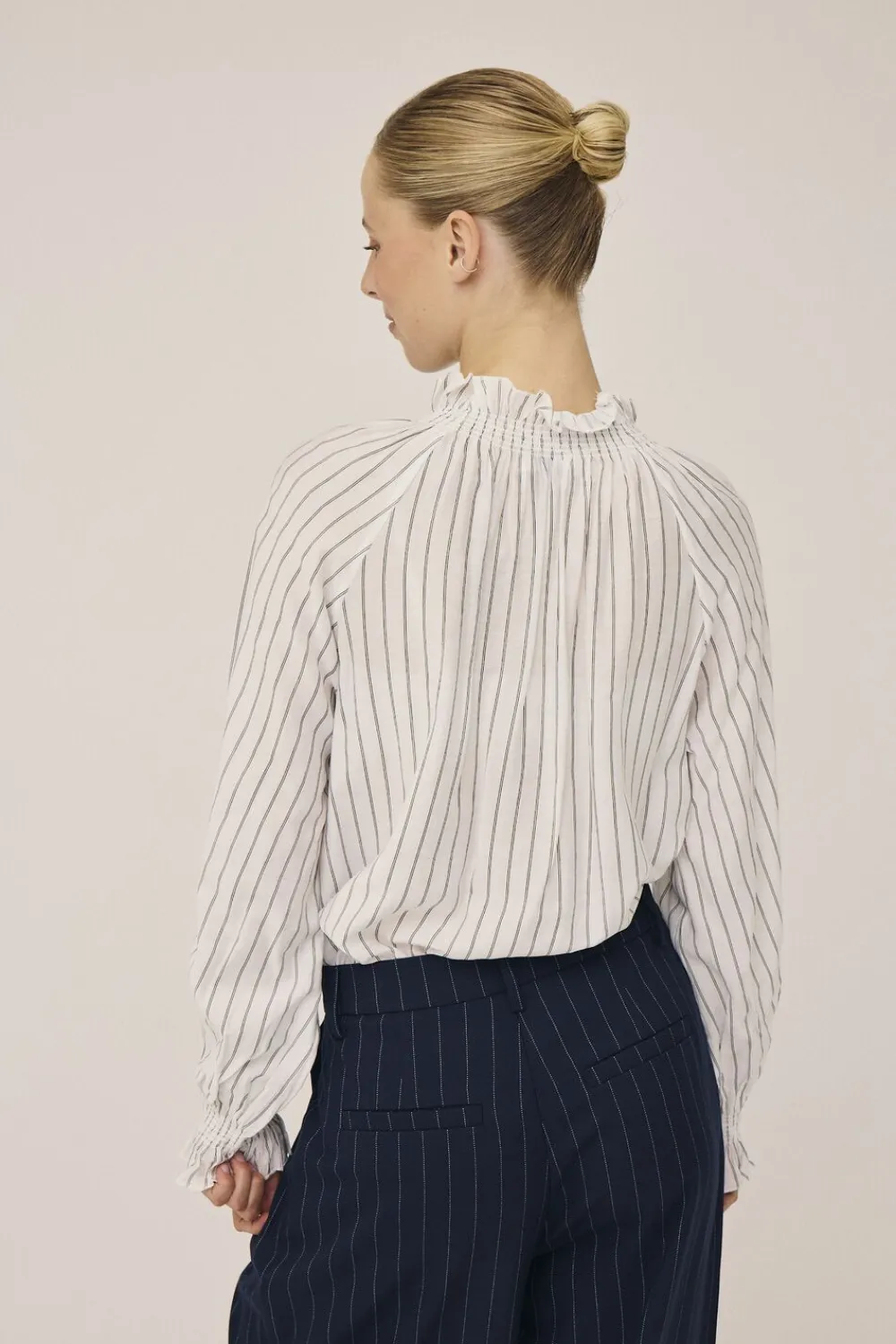 Grady 3 Langærmede bluse med høj krave - LENZINGECOVERO>Magasin du Nord Collection New