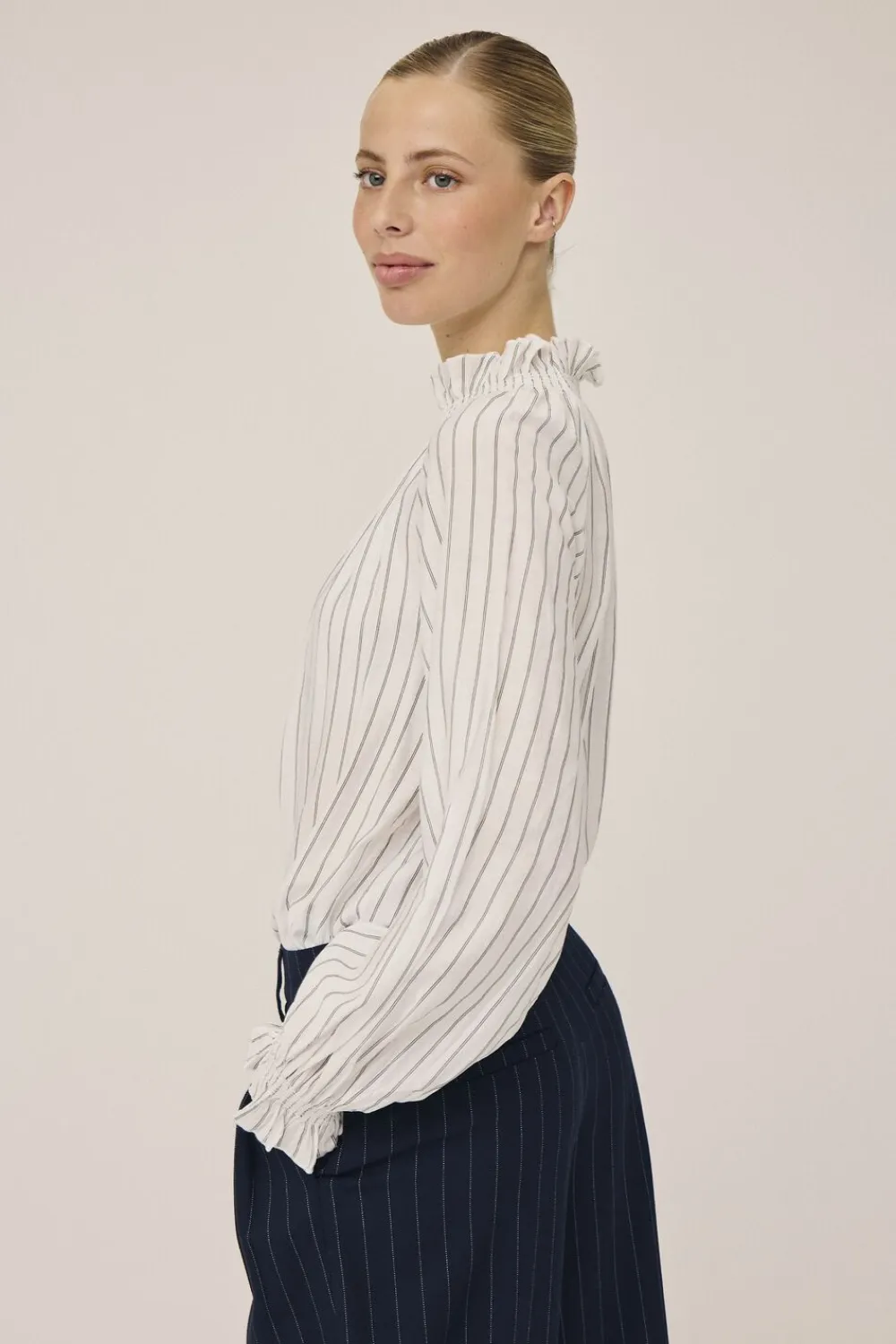 Grady 3 Langærmede bluse med høj krave - LENZINGECOVERO>Magasin du Nord Collection New