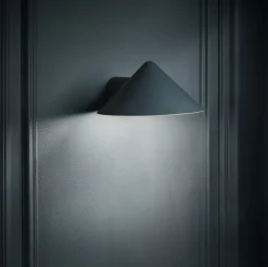 Frandsen Grasp Wall Online
