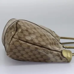 Gucci Shoulder Bag><noscript><img width=