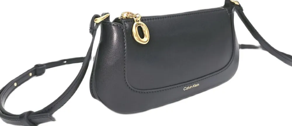 Calvin Klein HARDWARE ZIP CROSSBODY Black Hot