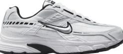 Initiator sneakers>Nike Hot