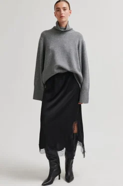Dame Second Female Lacia Skirt