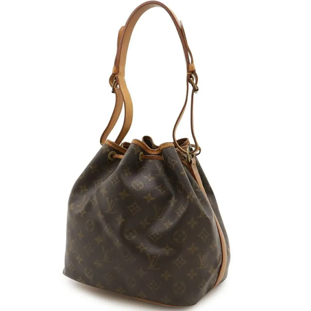 Dame Louis Vuitton Vintage Louis Vuitton Shoulder Bags