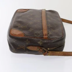 Louis Vuitton Trocadero><noscript><img width=