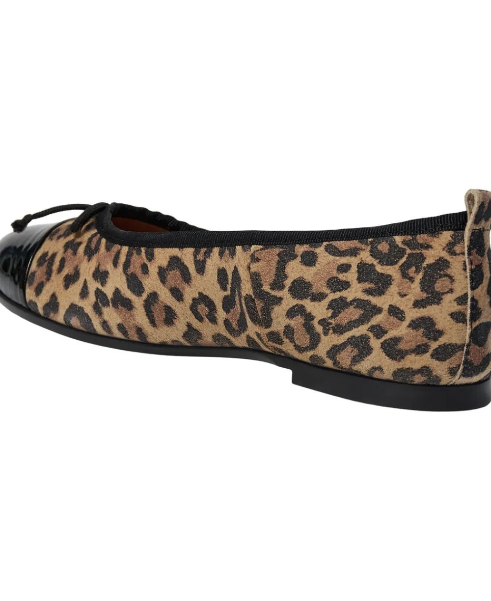 Pavement Lucy Leo/patent toe cap Discount