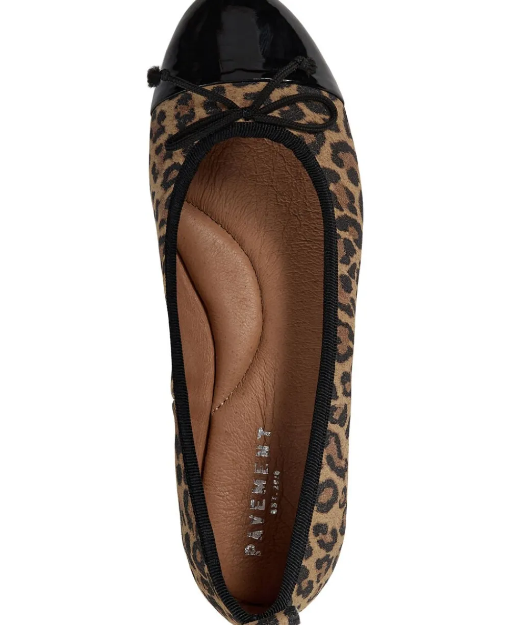 Pavement Lucy Leo/patent toe cap Discount