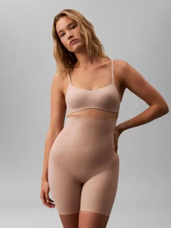 MID THIGH SHORT>Calvin Klein Outlet
