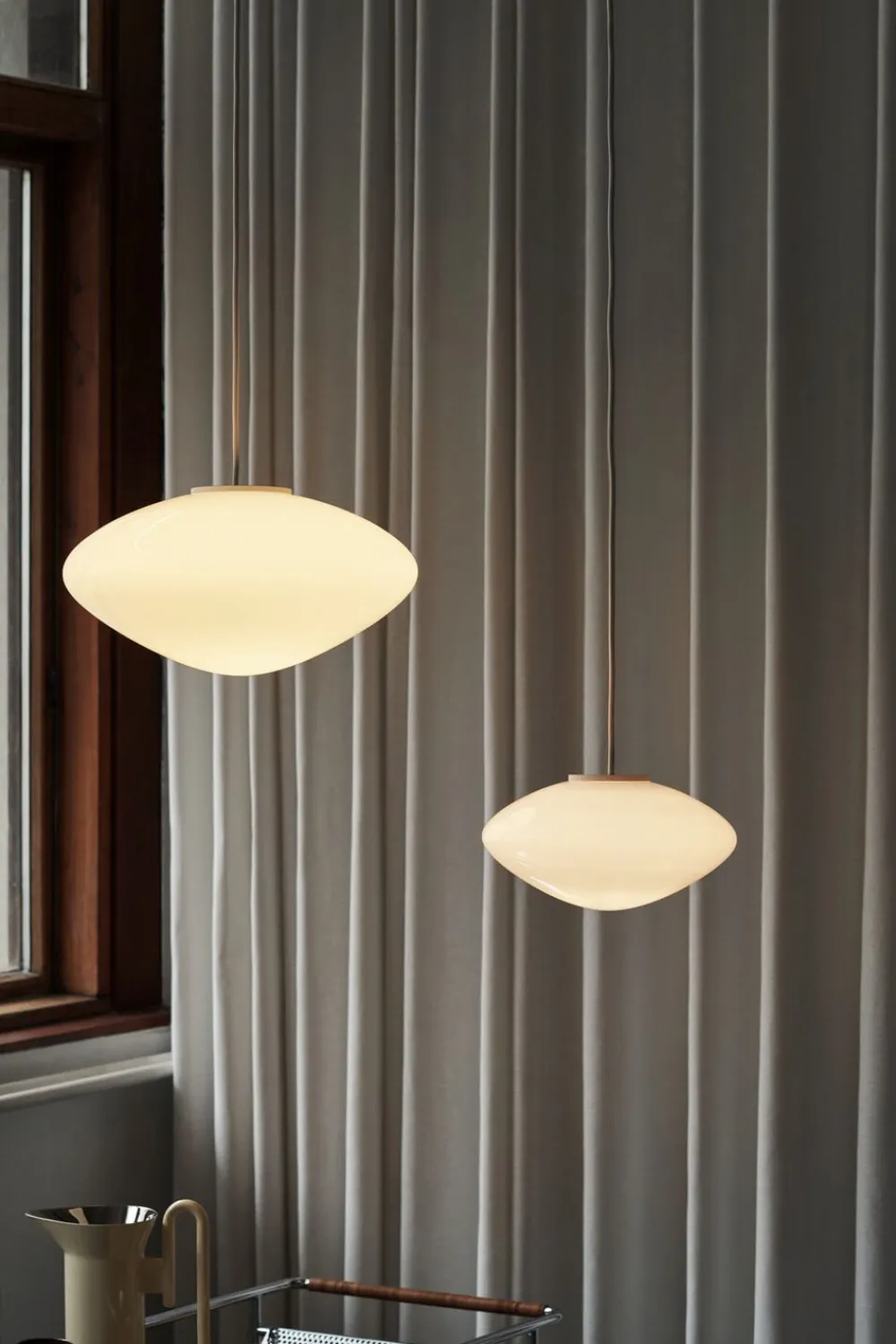 &Tradition Mist Pendant AP15, Matt White, Glass