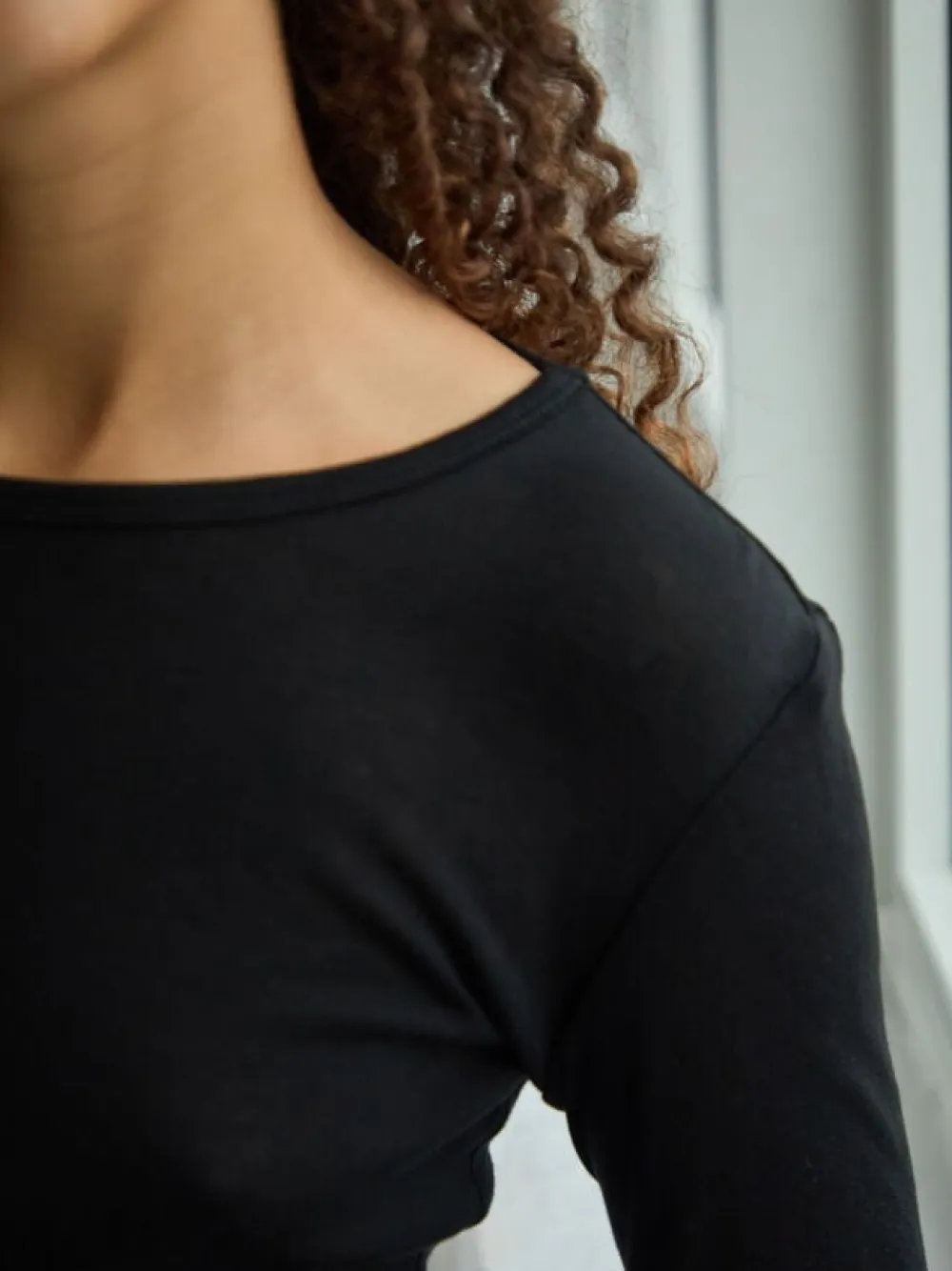 Nella Fine Rib Blouse>Neo Noir
