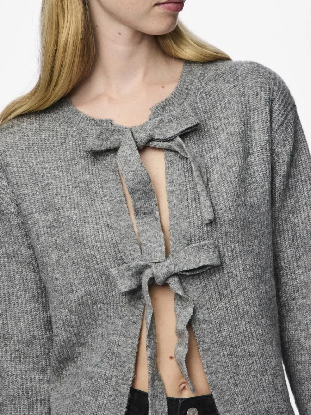 PCSILLY LS REV TIE KNIT NOOS BC>Pieces Clearance