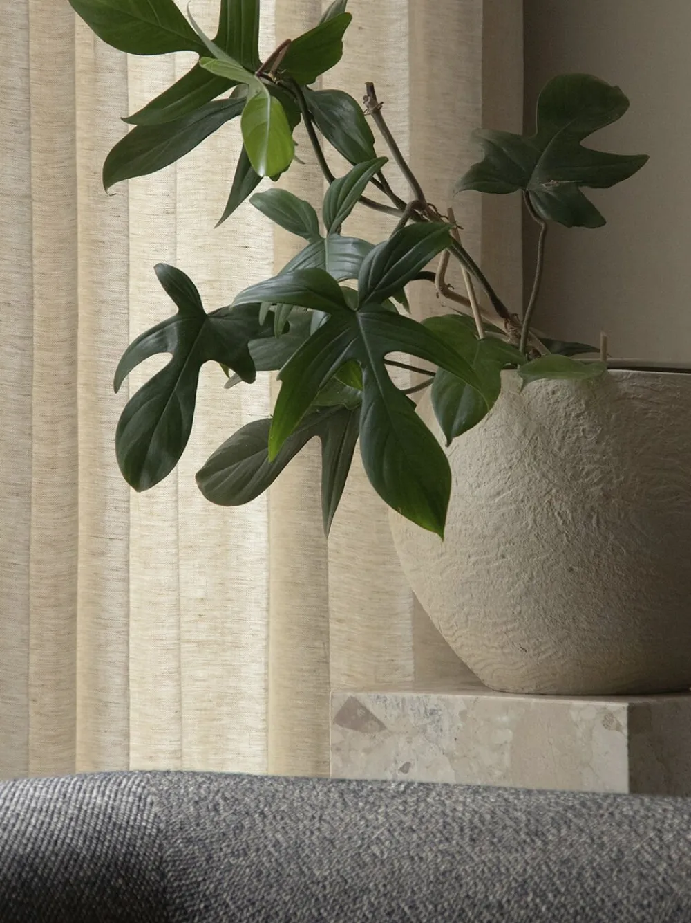 Audo Copenhagen Plantas Planter, H 32, Ivory