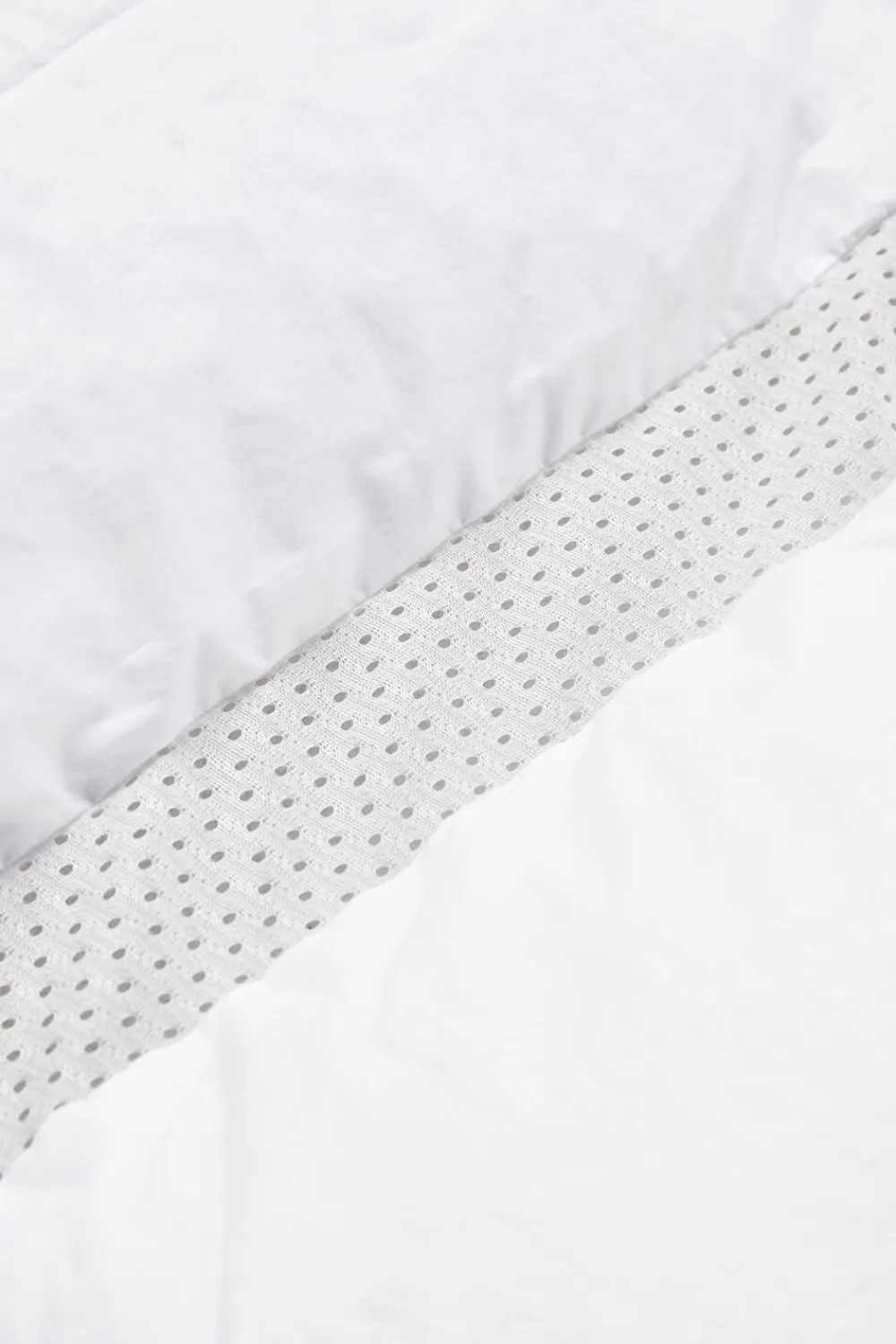 Relaxy SKYE Duvet, Medium 140x200 cm
