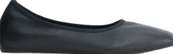 Rey flats>Filippa K Hot