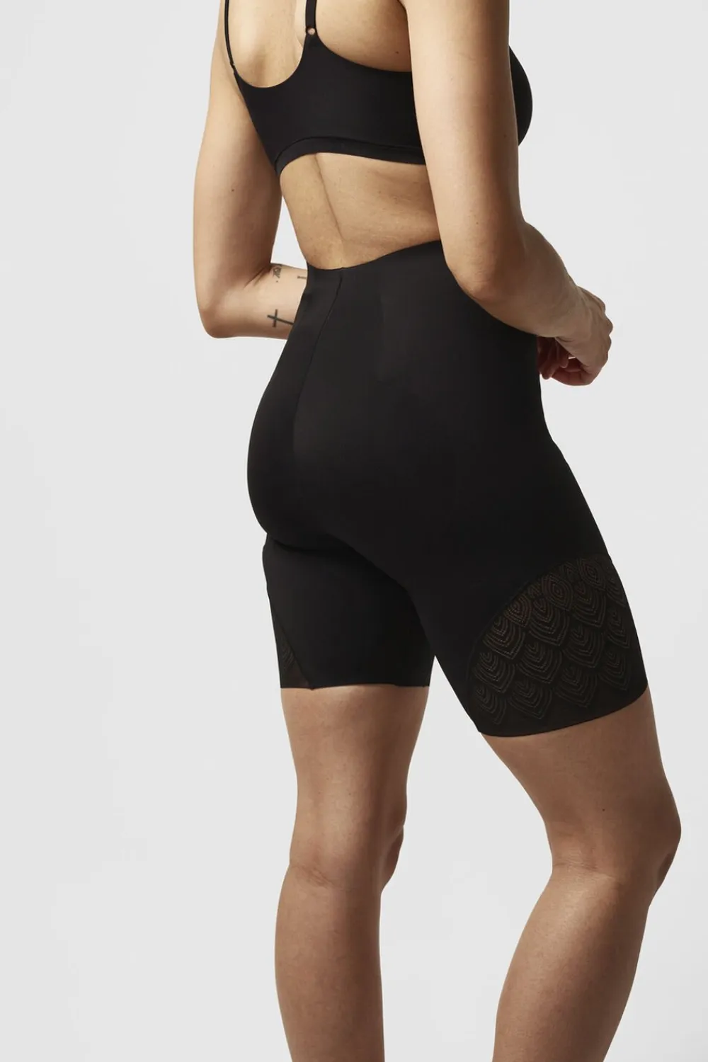 Sexy Shape High waist mid-thigh short>Chantelle Sale