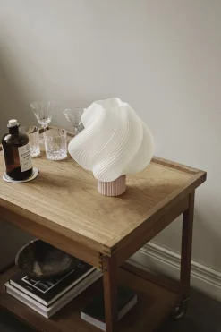 Crème Atelier Soft Serve Table lamp Regular Wild Strawberry