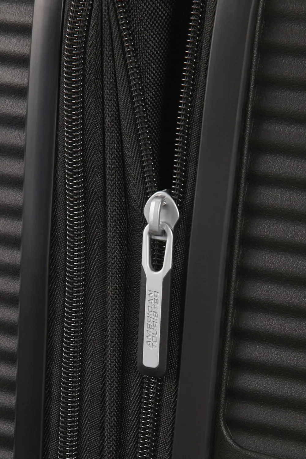 American Tourister Soundbox Bass black Online