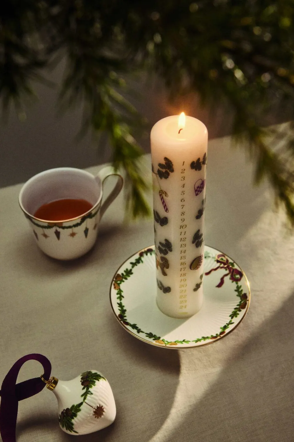 Stjerne Riflet Jul ornament sæt, 8,5 cm. , 2 stk.>Royal Copenhagen Best