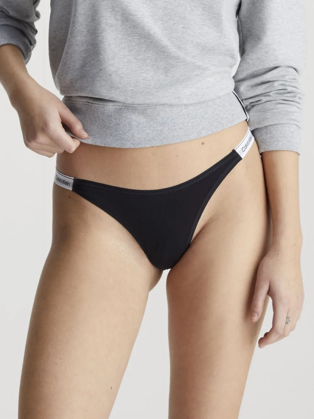 Calvin Klein STRING THONG DIPPED Ub1 New