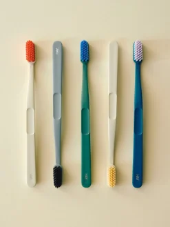 Hay Tann Toothbrush-Off-white and red