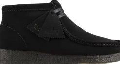 Wallabee Boot. D>Clarks Originals